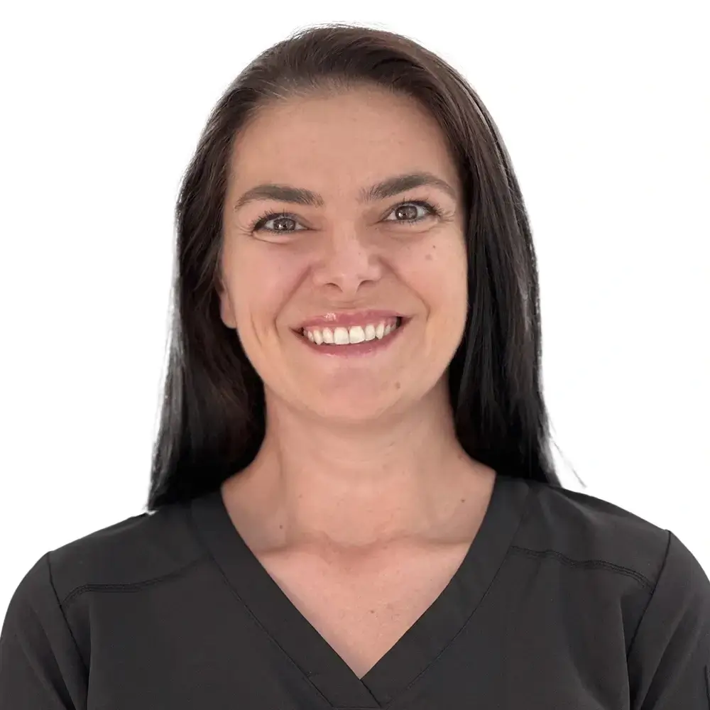 Sam nayif tandlakare family dental care Arianita shala zeka dental scooter