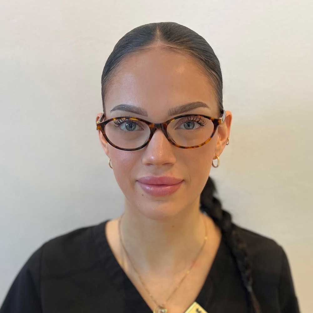 Sam nayif tandlakare family dental care Elvira Tornberg